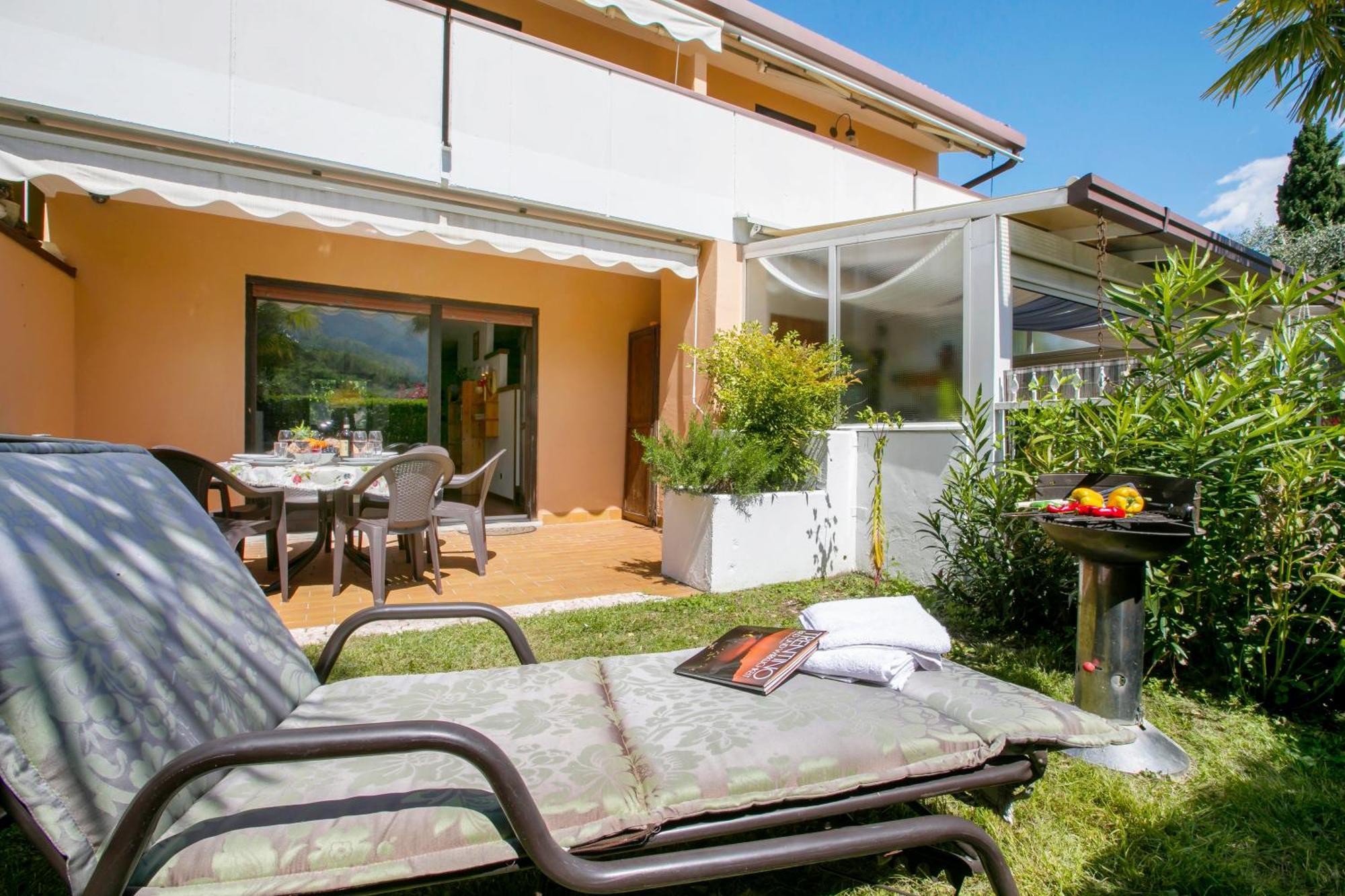 Residence Christina Due Laghi - Happy Rentals Tenno Eksteriør billede