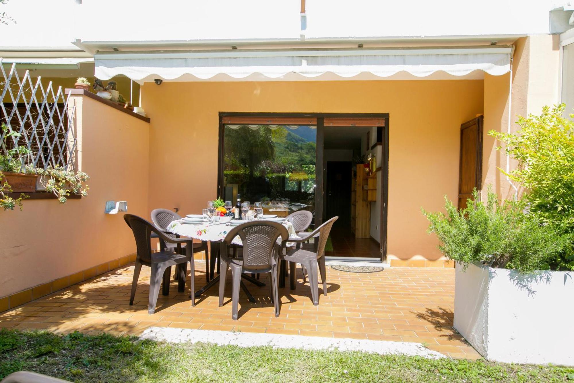 Residence Christina Due Laghi - Happy Rentals Tenno Eksteriør billede